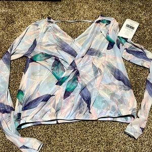 Fabletics cross wrap long sleeve flowy top S